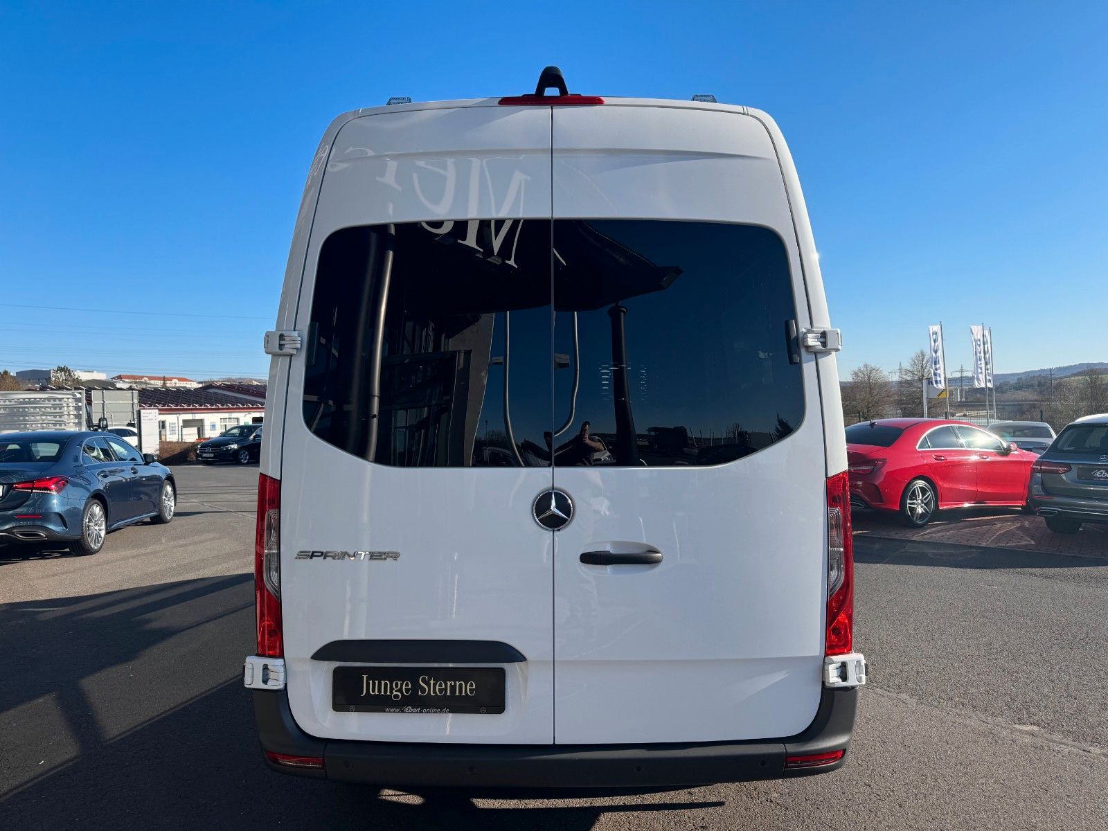 Fahrzeugabbildung Mercedes-Benz Sprinter 317 CDI Rollstuhl/Behinderten Lift