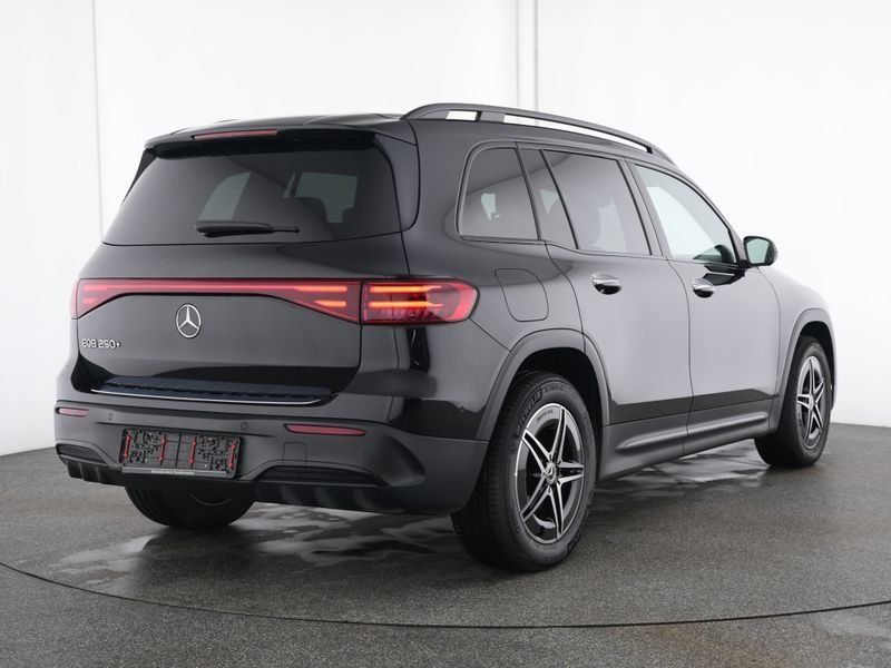 Mercedes-Benz EQB 250 AMG-PREMIUM NIGHT FAHRASSISTENZPAKET foto 4
