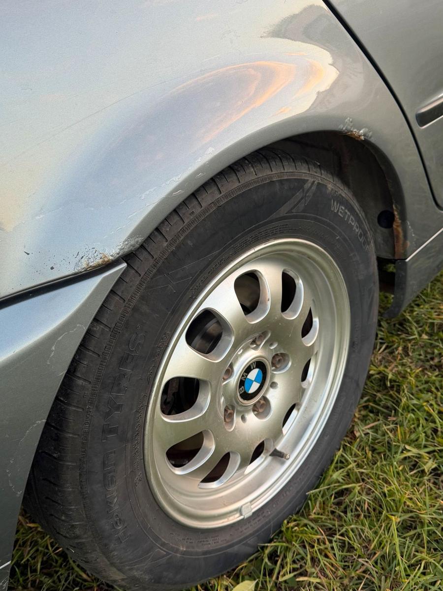 BMW 316 2005 — photo 10