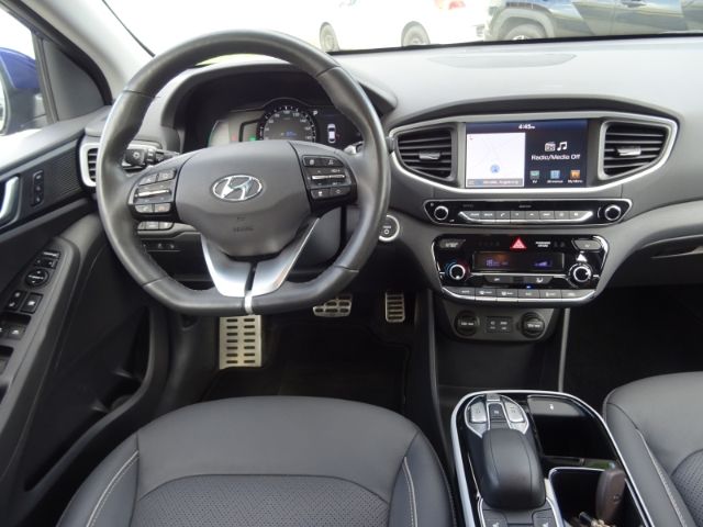 Fahrzeugabbildung Hyundai IONIQ Premium Elektro +NAVI+LEDER+KLIMA+BT+RFK+S