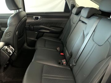KIA Sorento - 8