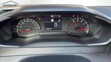 Peugeot 2008 II 1,2 PureTech Automatik Active LED Einpar - Peugeot 2008 mit Anhängerkupplung