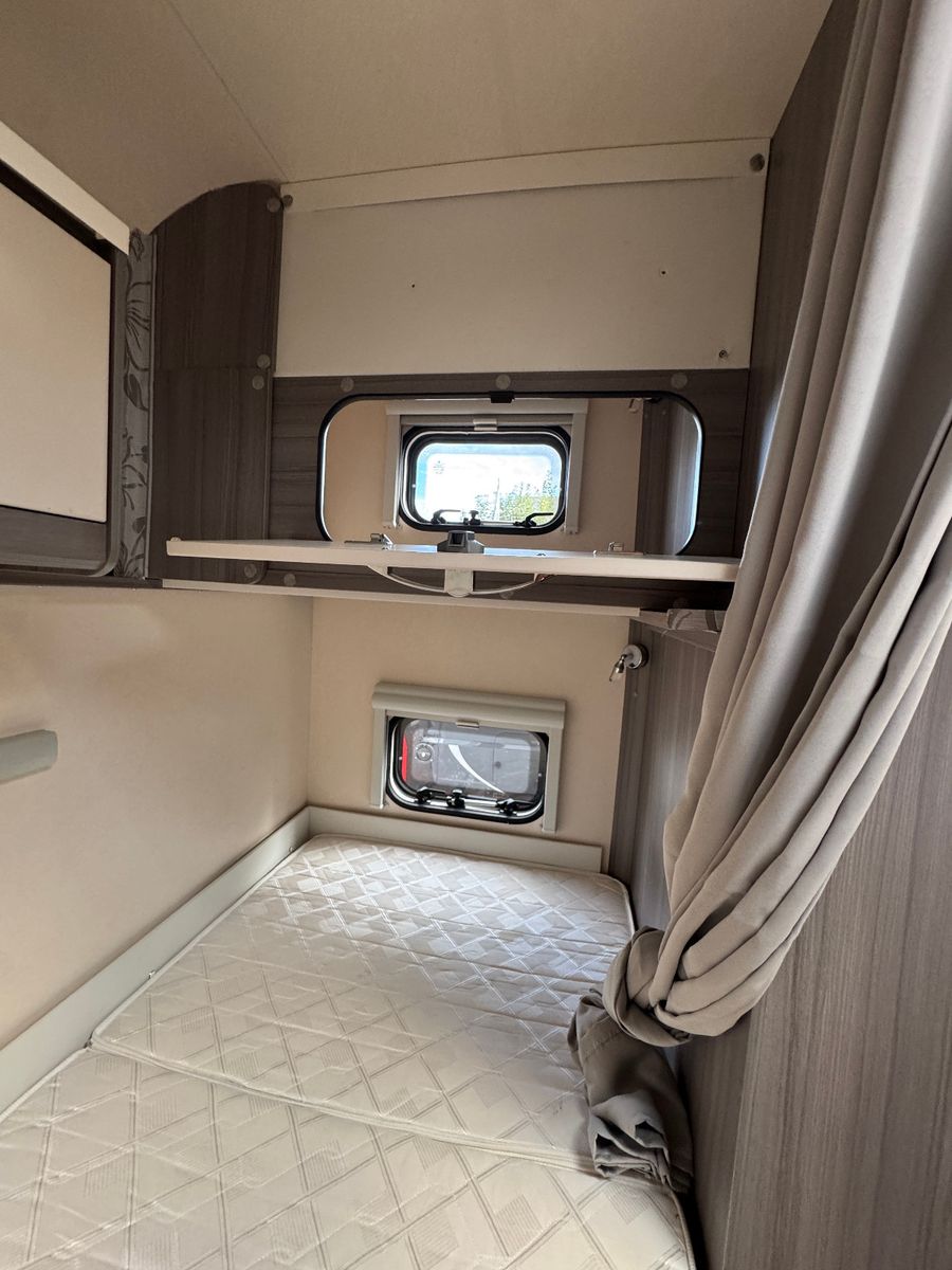 Fahrzeugabbildung Hobby T 65 HKM OPTIMA ON TOUR IC-LINE MAXXAIR BEARLOCK