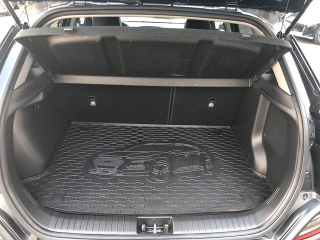 Hyundai Kona Premium 4WD +AHK