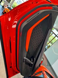 Lamborghini Revuelto 6.5 V12 HPEV