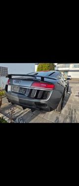 Audi R8 4.2 FSI S tronic quattro - - Audi R8 mit Benzin-Antrieb: 4s