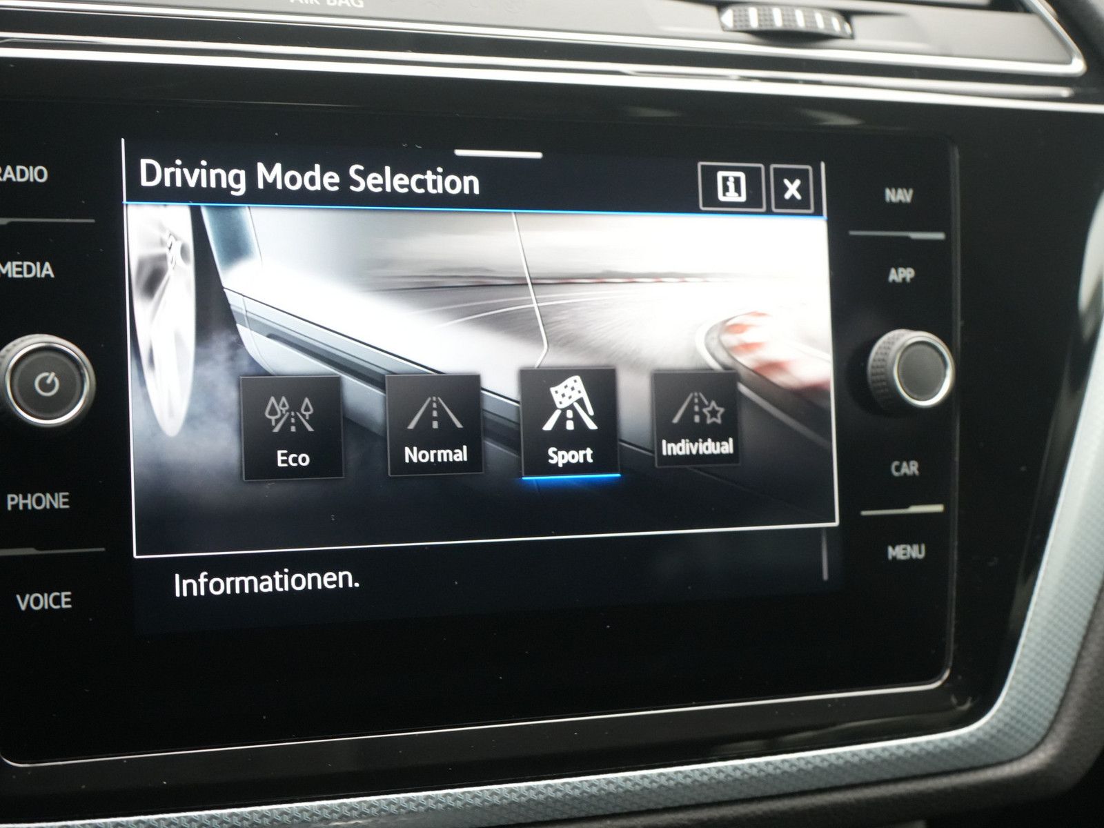 Volkswagen Touran - Bild 12