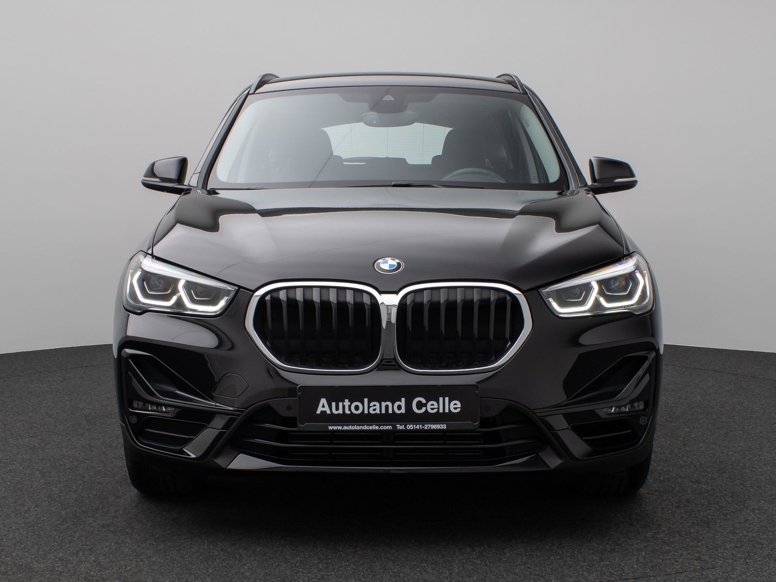 Fahrzeugabbildung BMW X1 sD20i SportLine Parkassistent Lordos DAB LED