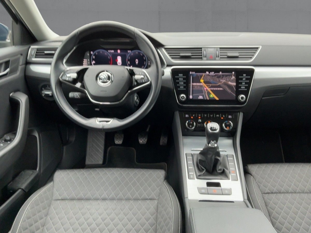 Skoda Superb - Bild 9