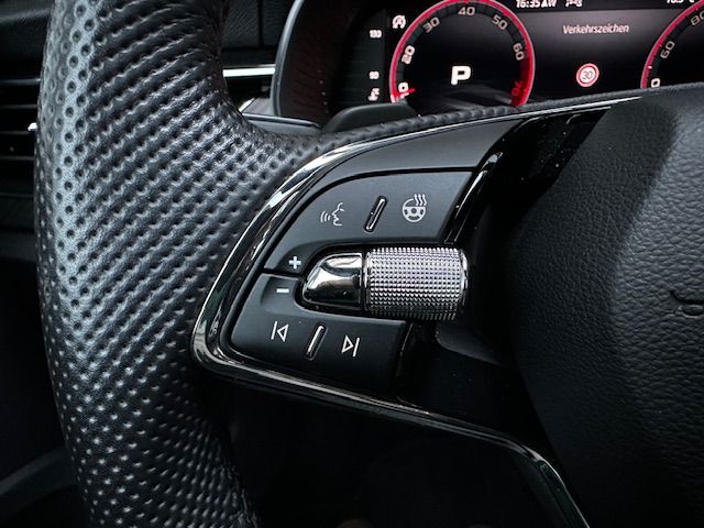 Scala Monte Carlo NAV;ACC;KAMERA;LED;CARPLAY