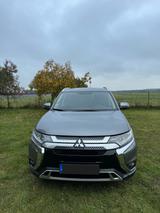 Mitsubishi Outlander 2.0 MIVEC Diamant Edition ClearTec... - Mitsubishi Outlander von privat