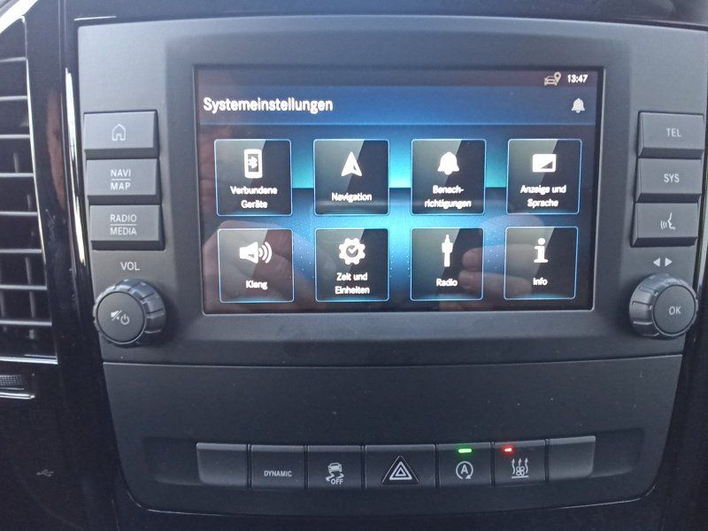 Fahrzeugabbildung Mercedes-Benz Vito Tourer 124 CDI Select 4x4 lang  AHK+STANDH.