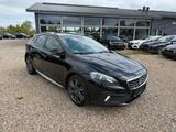 Volvo V40 Cross Country Momentum  VOLL!! - Volvo V40 Cross Country aus 2015