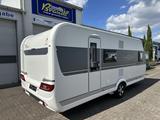 Hobby De Luxe 560 KMFe Mover; 2000kg; Fahrradträger  - Hobby Wohnwagen 560 kmfe