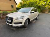 Audi 3.0 TDI /Automatik /Navi /AHK /Xenon /7-Sitzer - Audi Q7: Auto