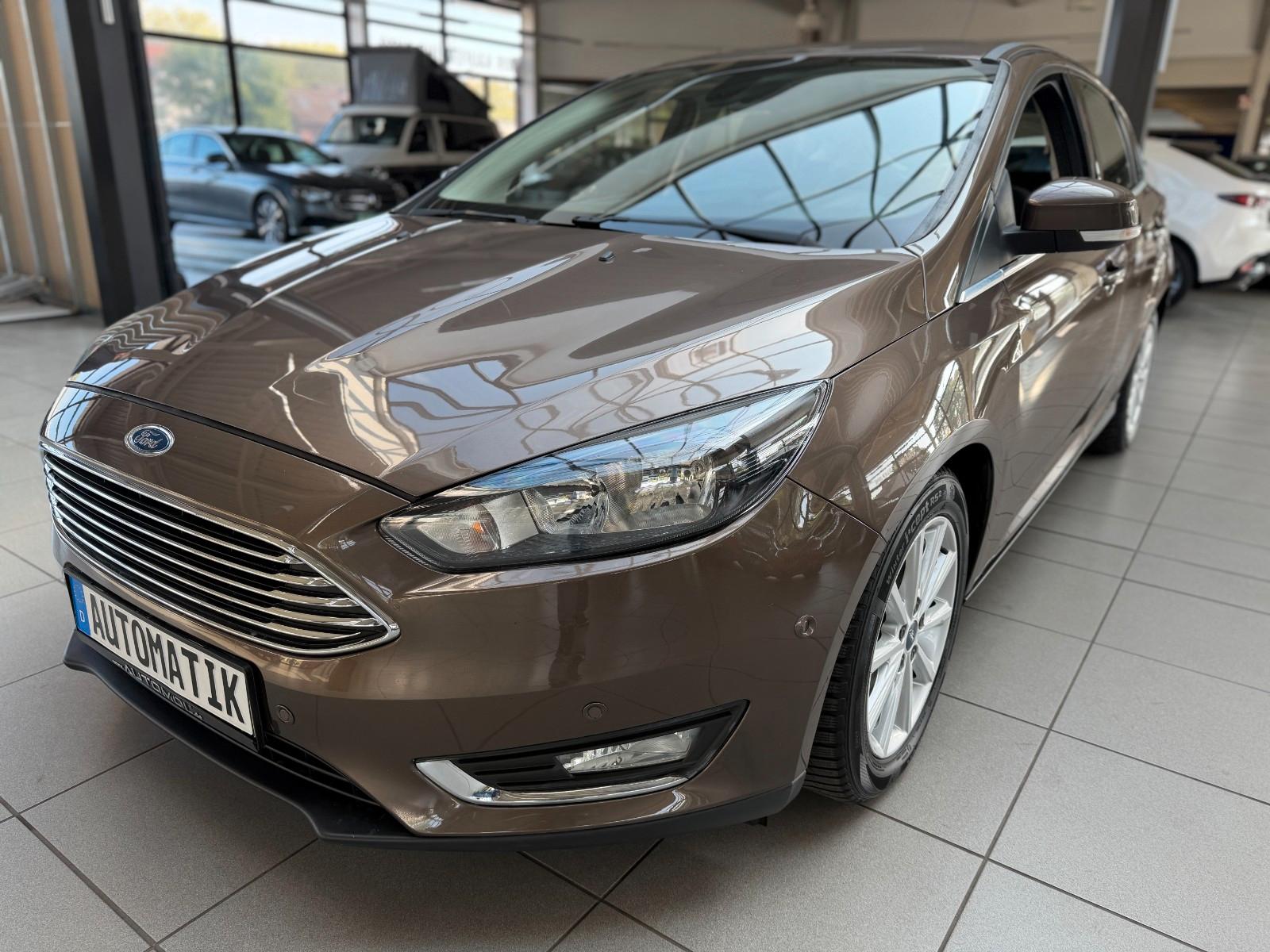 Ford Focus Lim. Titanium, Automatik, Kamera