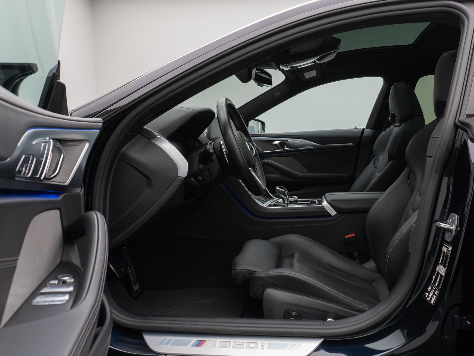 Fahrzeugabbildung BMW M850i xD GC 360° Laser SoftCl DAB Individual 20"