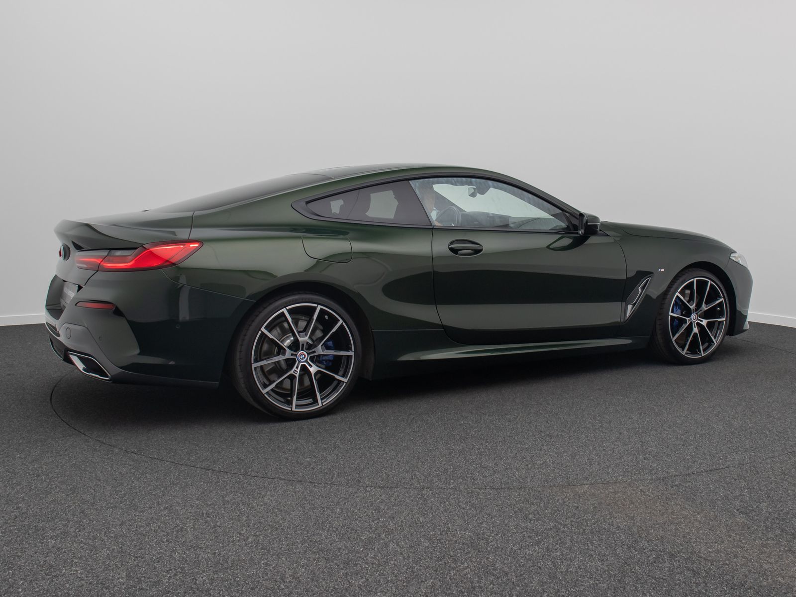 Fahrzeugabbildung BMW 840d xD M Sport Kamera HUD SoftCL DisplKey 20"
