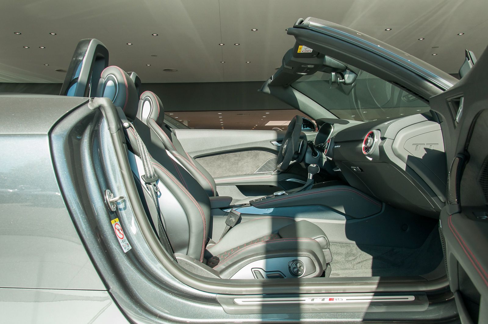 Fahrzeugabbildung Audi TT RS Roadster 294(400) kW(PS) S tronic