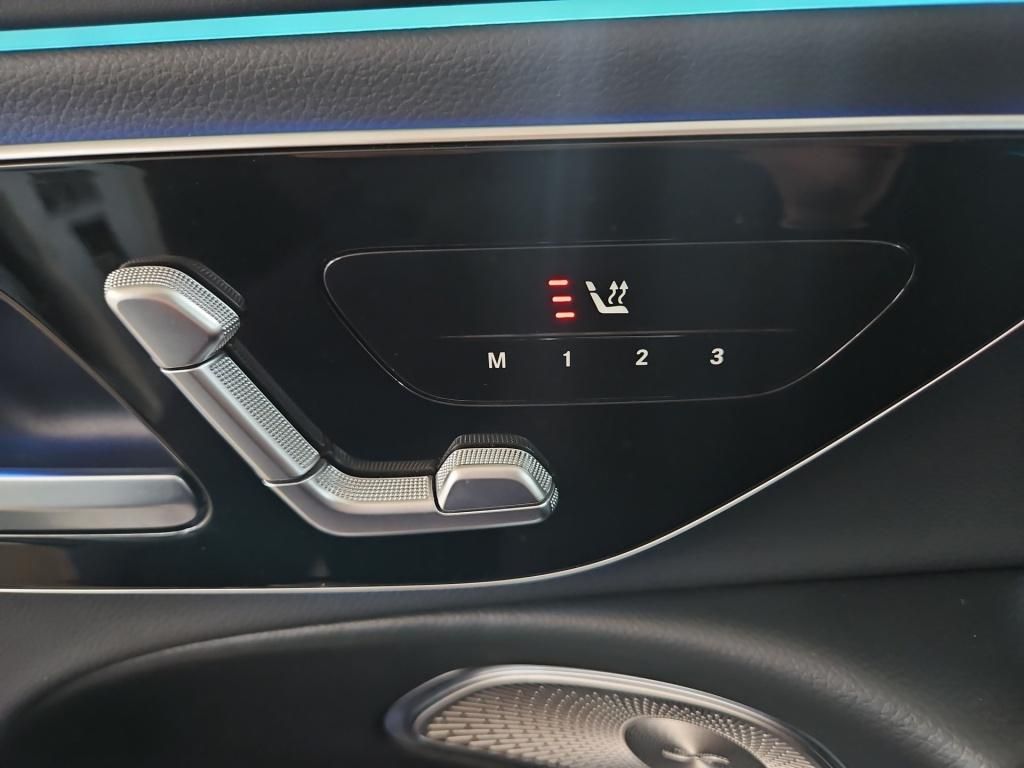 Fahrzeugabbildung Mercedes-Benz E 300 deT 4M AMG Pano HUD Airm. Superscreen 3D