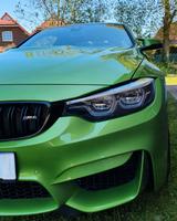 BMW M4 Competition "Born in M Town" Edition SELTEN - BMW M4: Grün