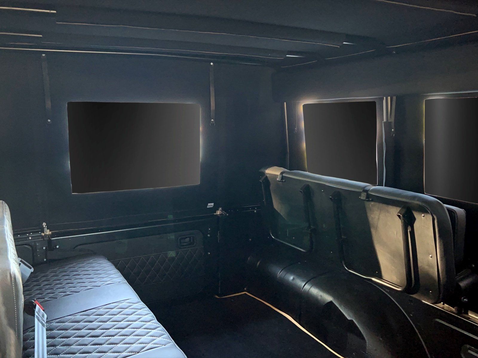 Fahrzeugabbildung Mercedes-Benz Puch 230 GE frame-off Restauration