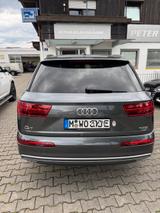 Audi Q7  3.0 TDI ,e-tron, Pano,AHK,HUD,STHZ,Luft - Audi Q7 Gebrauchtwagen in München