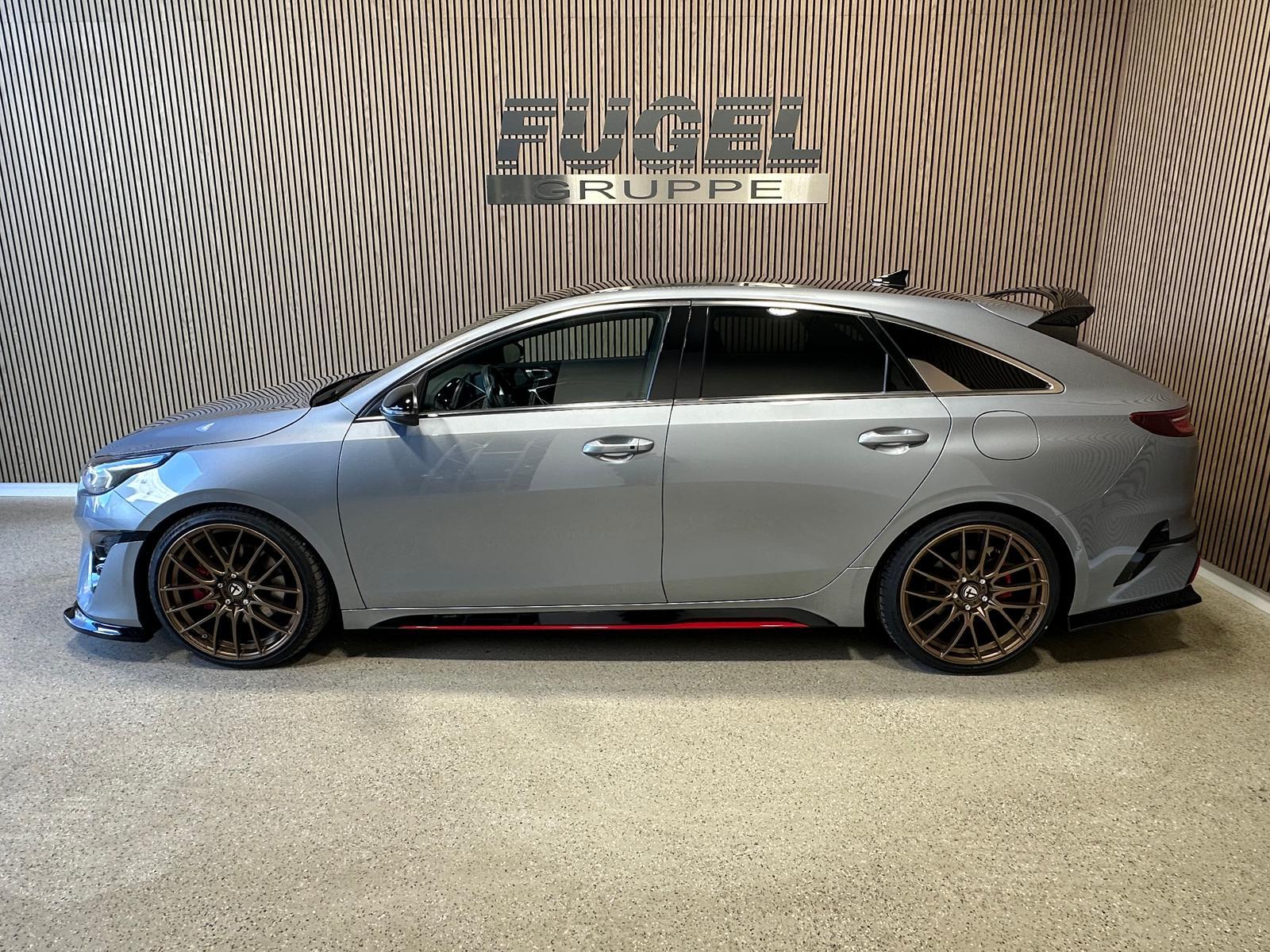 Kia ProCee'd 1.6 T-GDI DCT GT Fugel Sport Bastuck