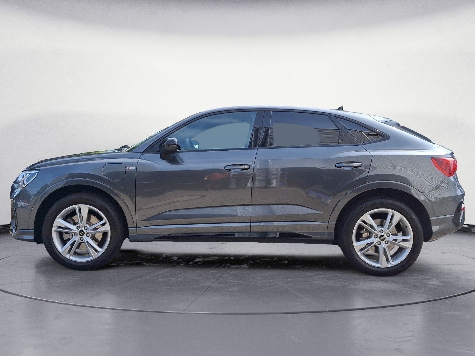 Audi Q3 Sportback TFSI e S line 45 e 180 foto 3
