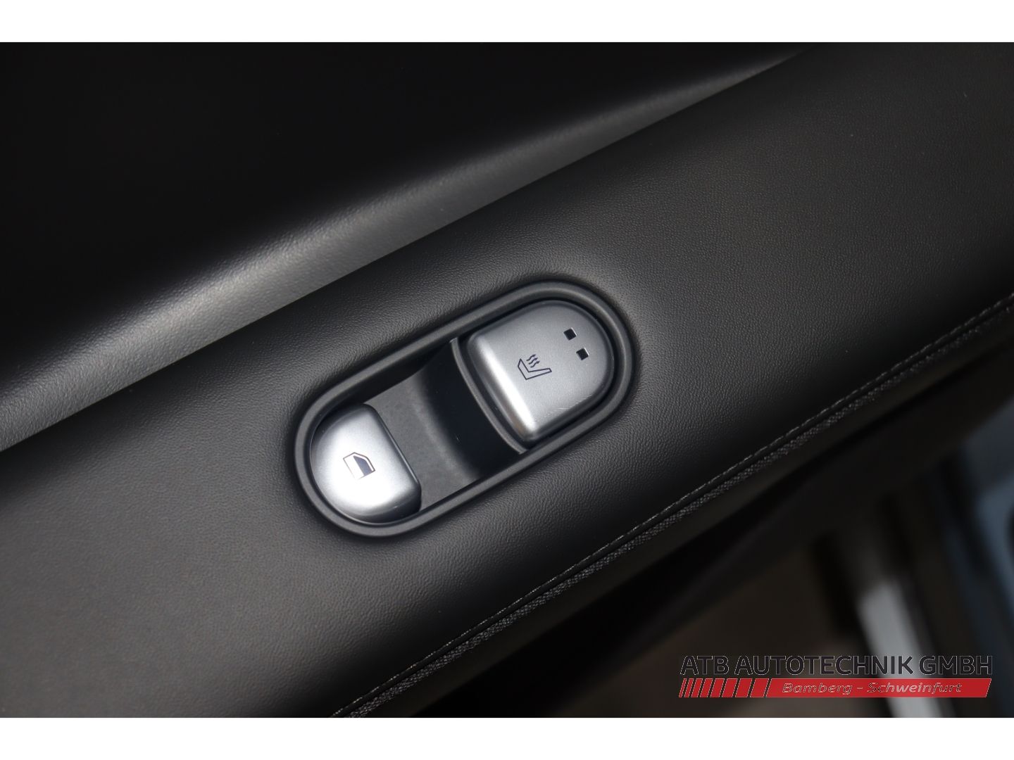 Fahrzeugabbildung Hyundai IONIQ 5 UNIQ 77,4 kWh 97,6% SOH HUD AHK-abnehmba
