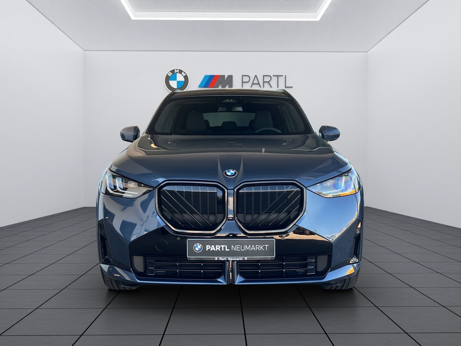 BMW X3 20d xDrive M Sportpaket PANO AHK LED RFK imagem 2