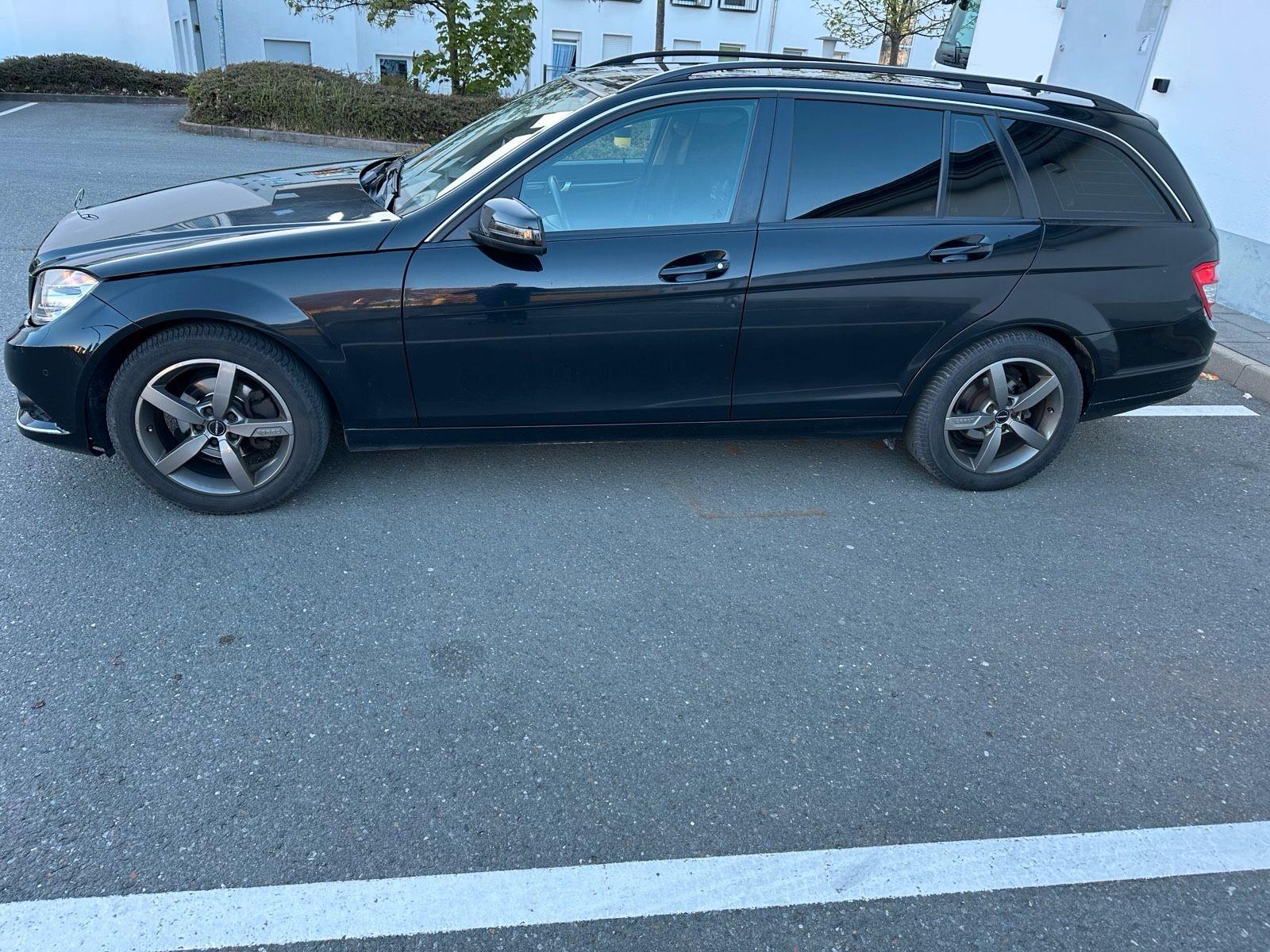 Mercedes-Benz C220 2010 — photo 5