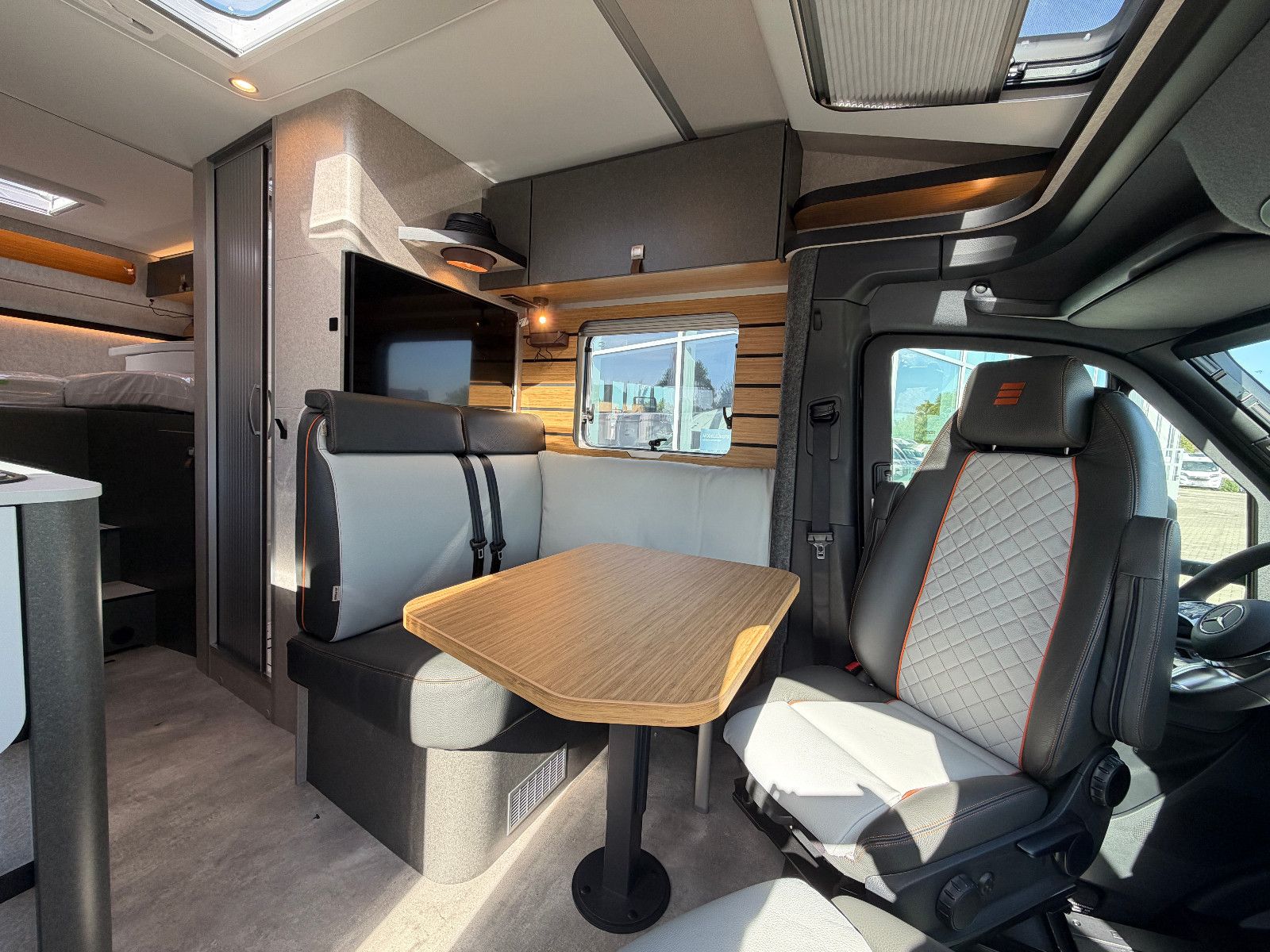 Fahrzeugabbildung HYMER / ERIBA / HYMERCAR ML-T 570 - Crossover - Modell 2027