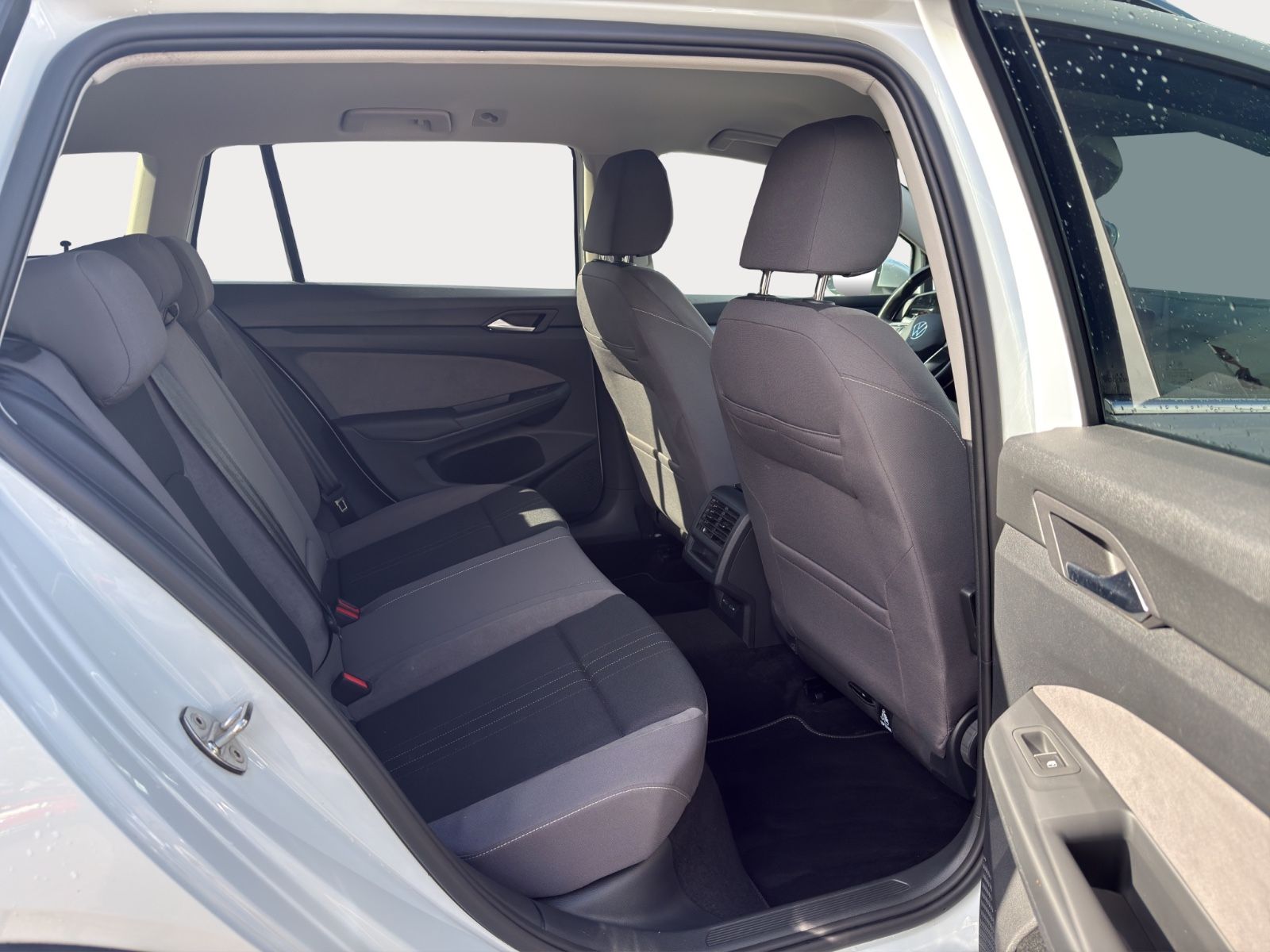 Golf VIII Variant Alltrack 4Motion*NAVI*1.HAND*
