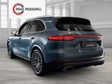 Porsche 3.0 V6 MATRIX/AHK/PANO/Amb L./360°/RS Spyder 21 - blaue Porsche Cayenne