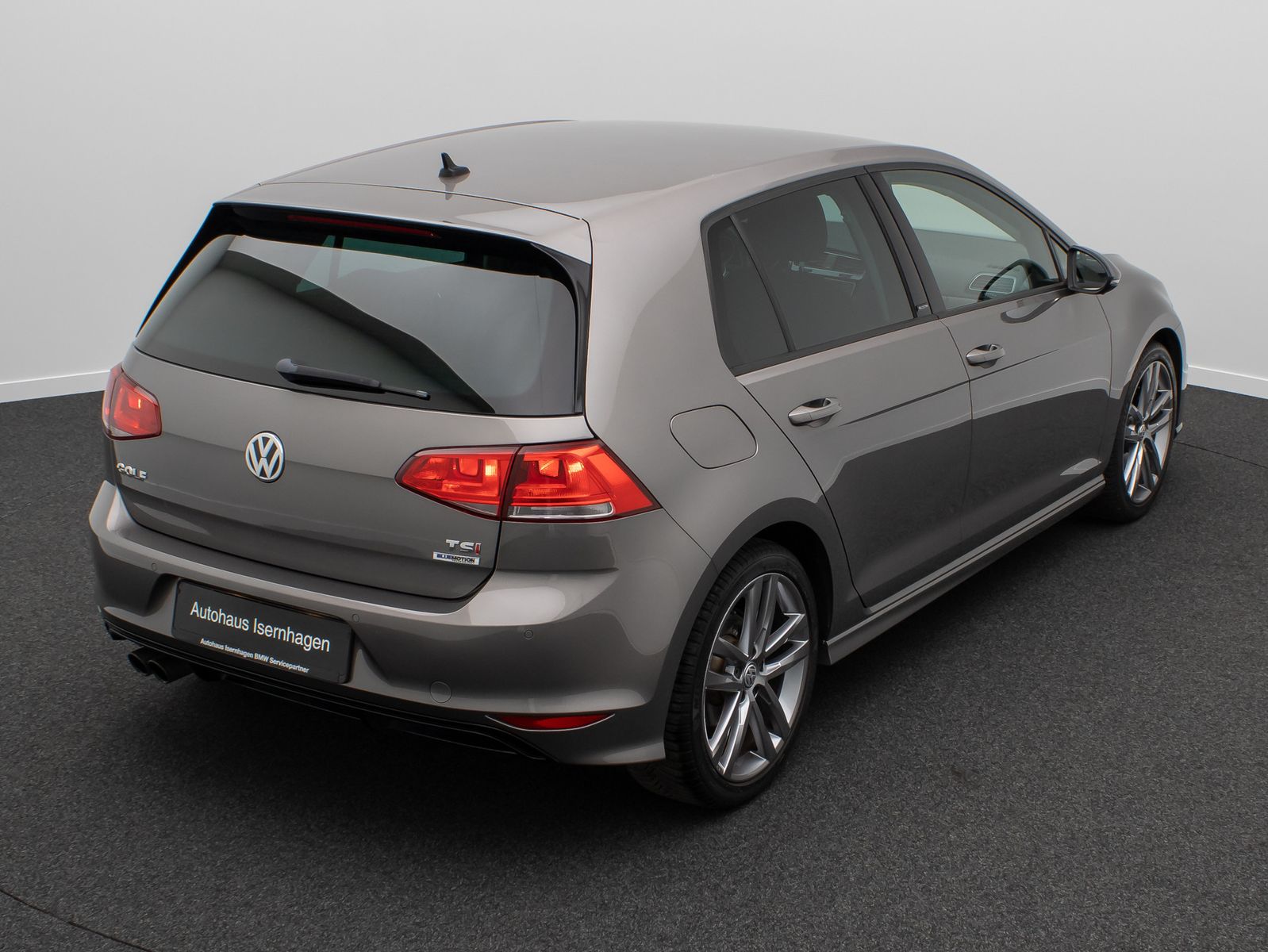 Fahrzeugabbildung Volkswagen Golf Allstar BMT Kamera BiXenon Touch Sport 18LM