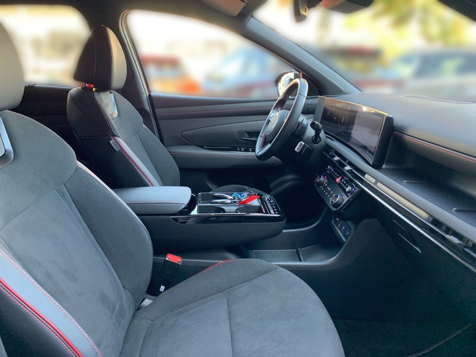 Fahrzeugabbildung Hyundai TUCSON 1.6 T-GDI N Line Plug-In Hybrid 4WD Sitz