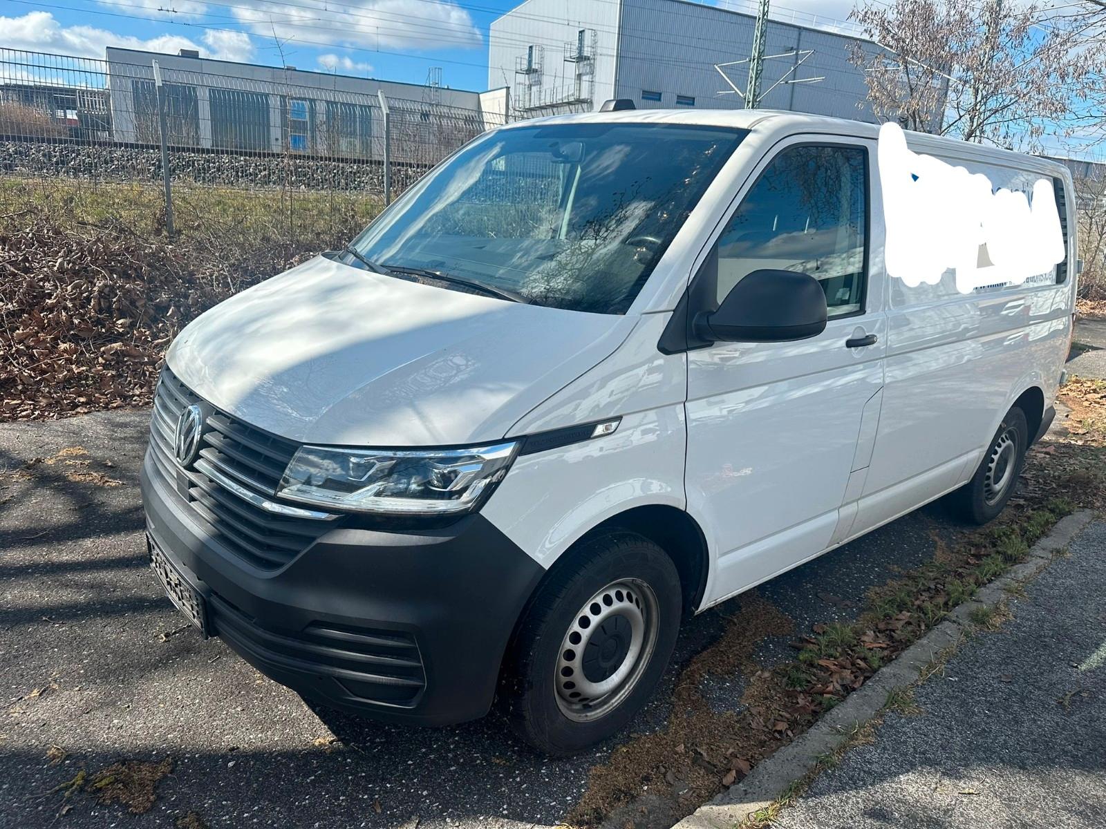 Volkswagen T6.1 Transporter DSG Navi LED ACC Flügeltür SHZ