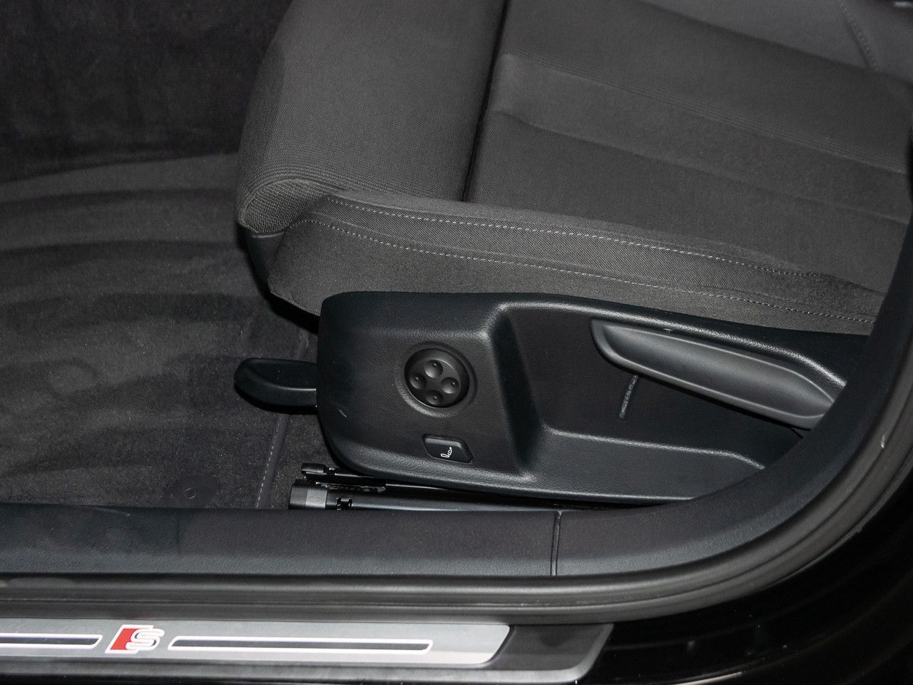 Audi A4 Avant 35 TDI S line AHK ACC SHZ PDC+Kamera foto 18