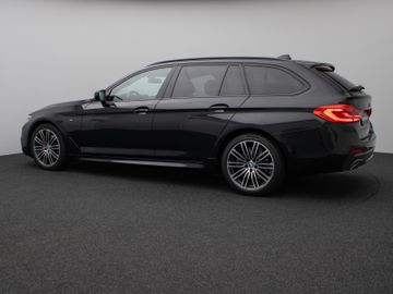 Fahrzeugabbildung BMW 520i Tour M Sport AHK HUD HI-FI  Kamera