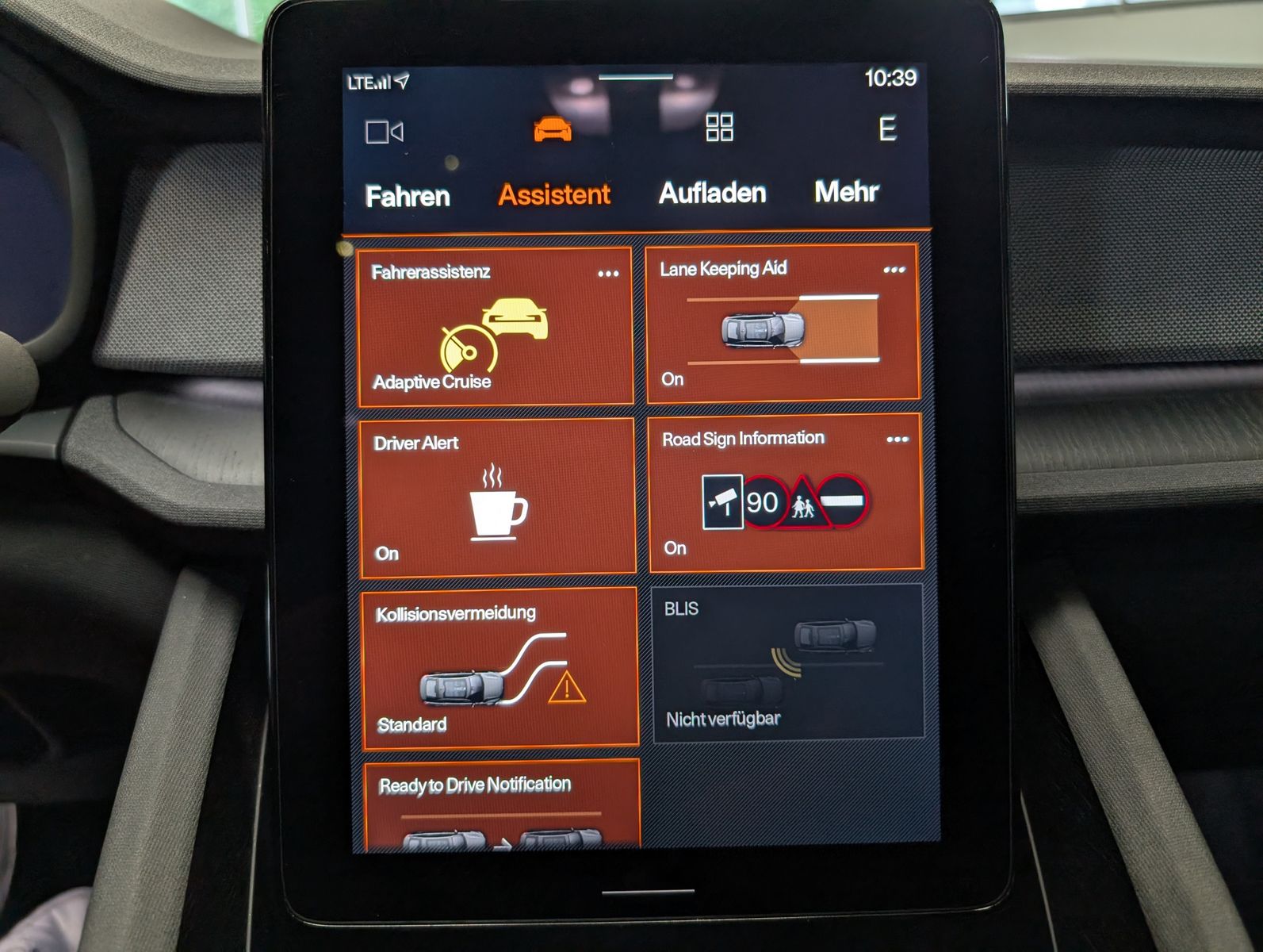 Fahrzeugabbildung Polestar 2 Std Rge ACC Pixel-LED Pilot+ LHz Pano H&K 360°