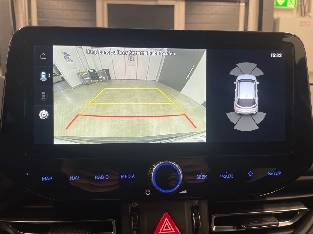 Fahrzeugabbildung Hyundai i30 Kombi 1.5 T-GDI 7-DCT Advantage AUT DynLicht