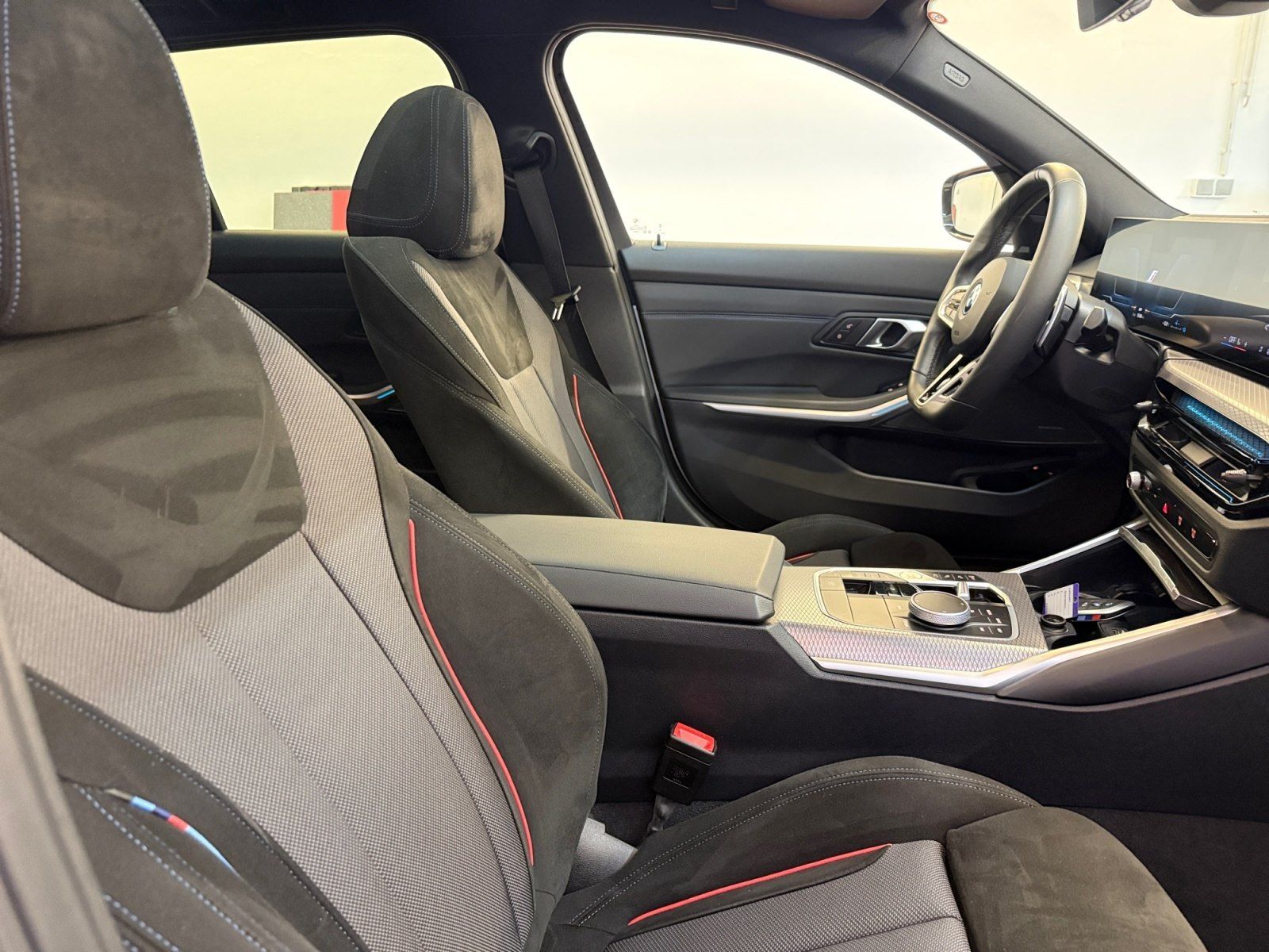 BMW 330 - Bild 12