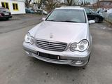 Mercedes-Benz Mercedes Benz C230 Kompressor Elegans - Mercedes-Benz C 230: Kompressor