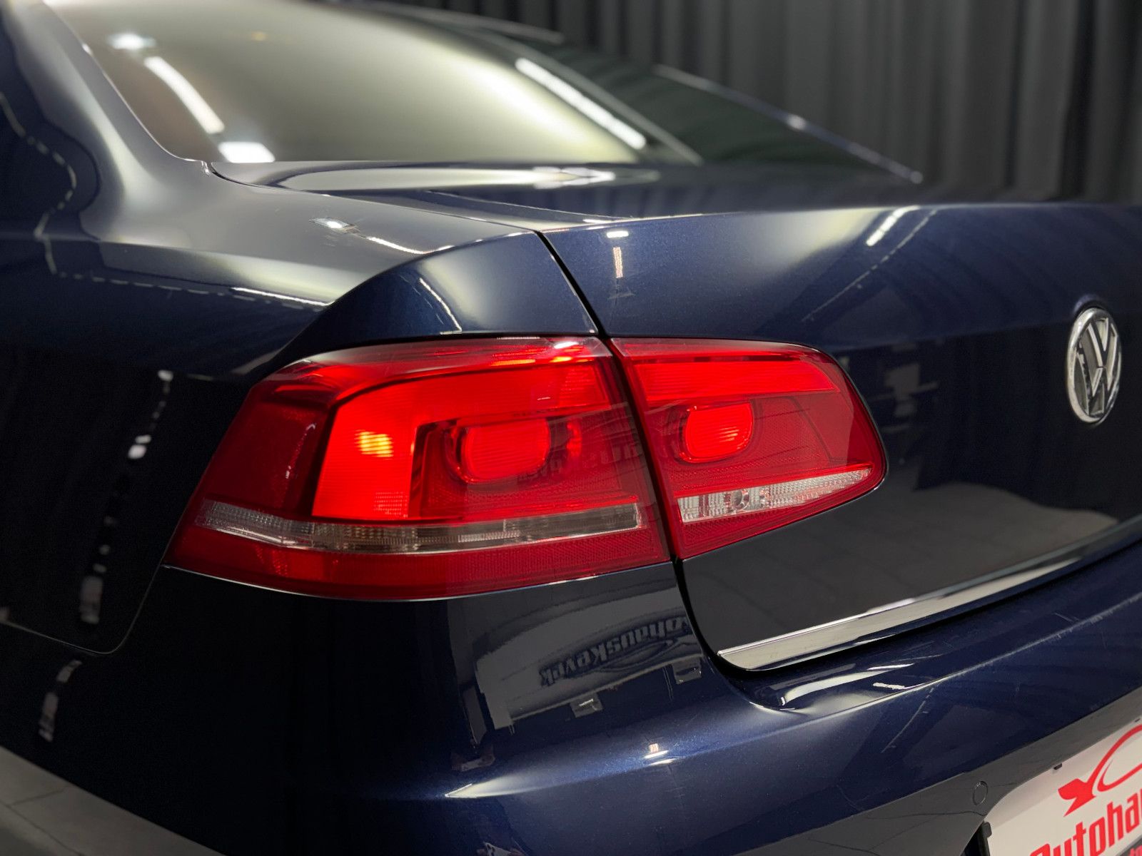 Fahrzeugabbildung Volkswagen Passat Lim. 2.0 TDI Comfortline|PDC|NAVI|AHK