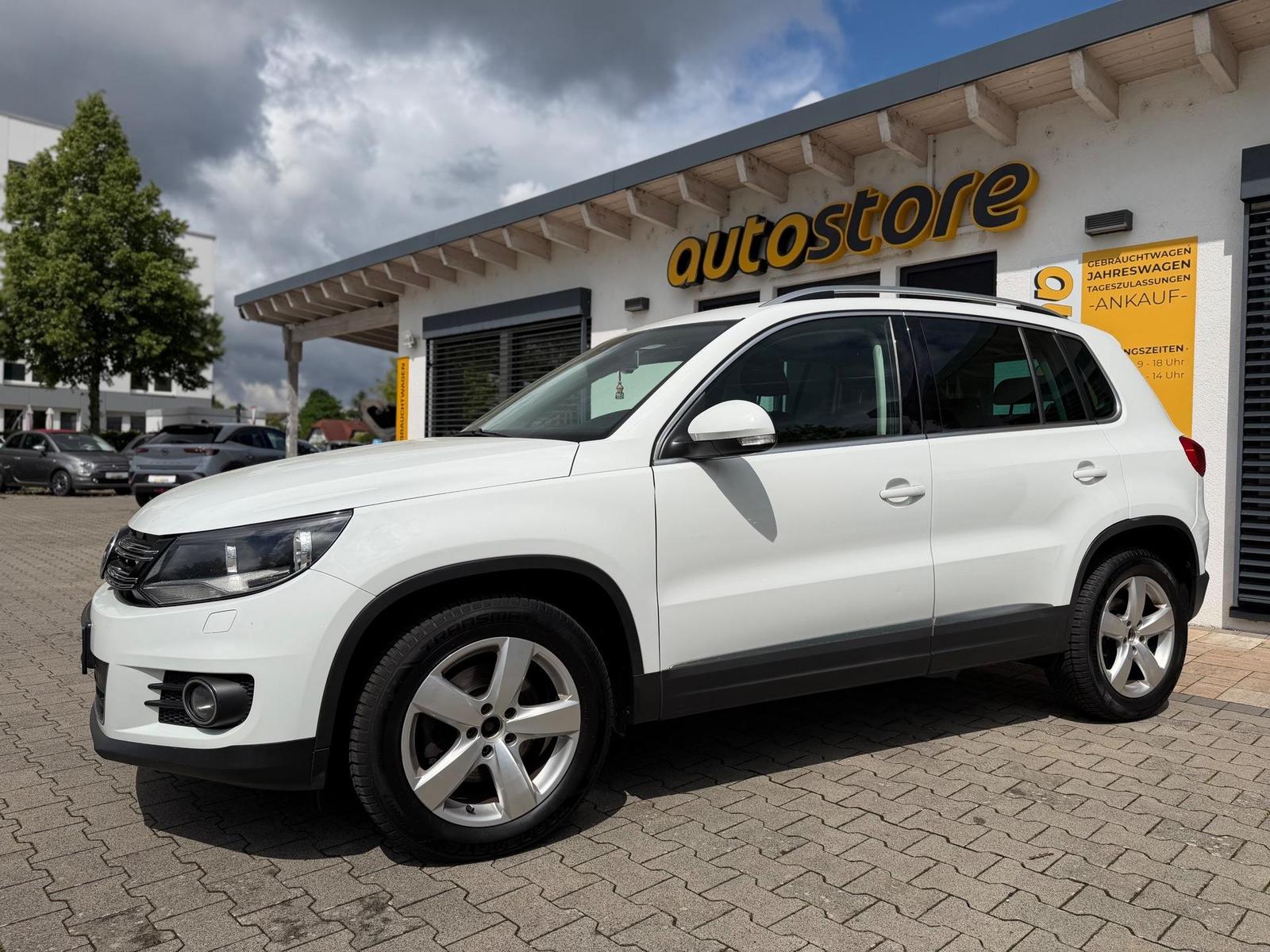 Volkswagen Tiguan 1.4 TSI BMT Sport & Style *Navi, AHK