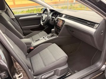 Volkswagen Passat Variant - 10