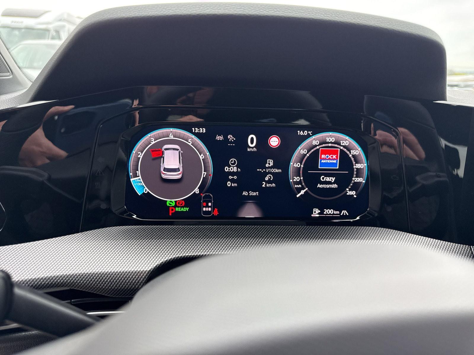 Volkswagen Golf 1.5 eTSI DSG R-Line AHK Matrix Black Style, миниатюра 10