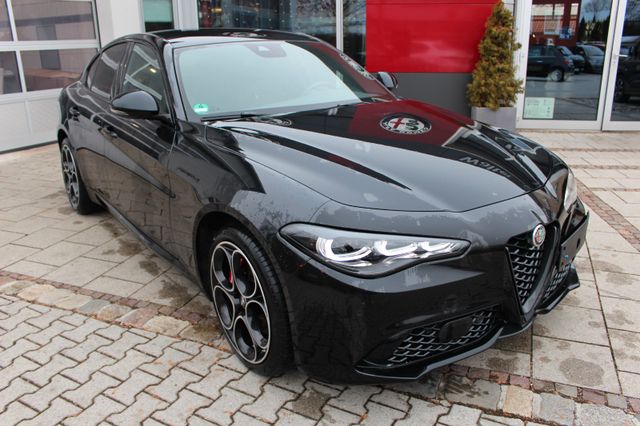 Alfa Romeo Giulia Competizione Q4 MY23 GARANTIE/03-2027