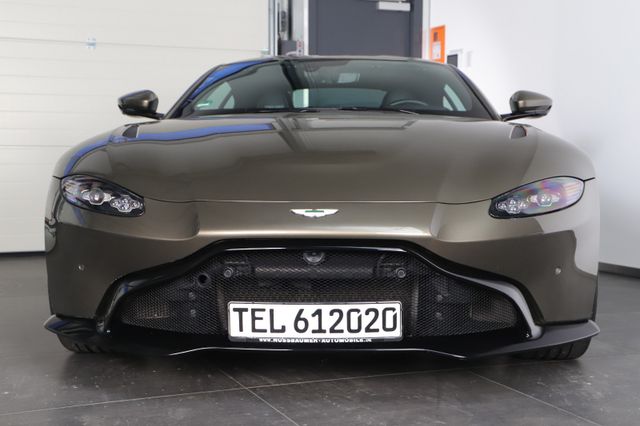 ASTON MARTIN V8 Vantage